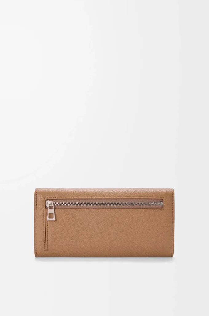 Portefeuille continental Pebble en cuir de veau mini grain Moka