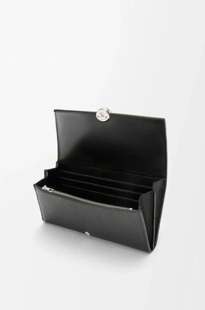 Portefeuille continental Pebble en cuir de veau mini grain Noir Portefeuille continental Pebble en cuir de veau mini grain Noir
