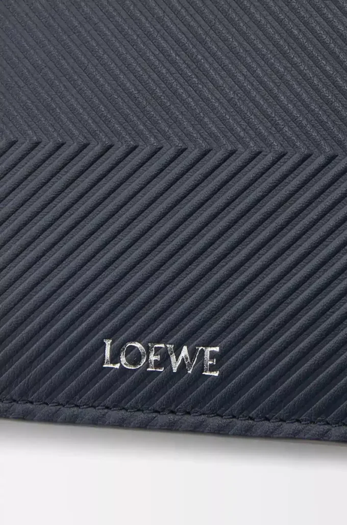 Portefeuille à deux volets en cuir de veau classique texturé Deep Navy