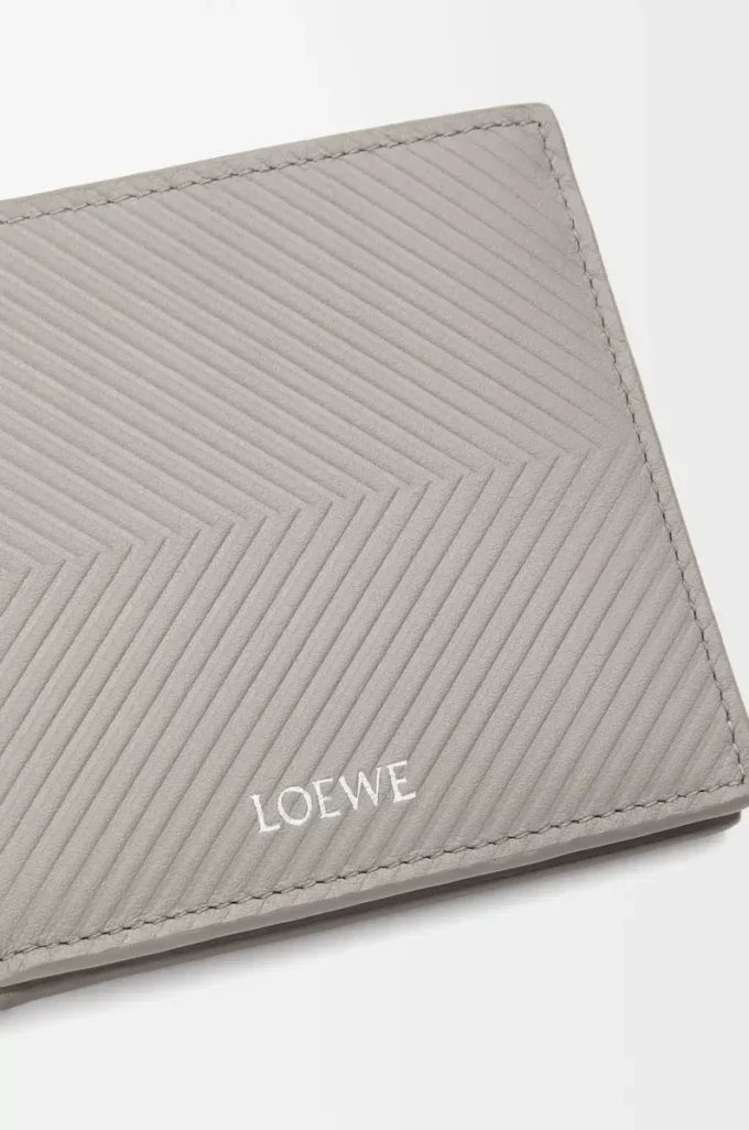 Portefeuille à deux volets en cuir de veau classique texturé gris coquillage