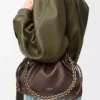Portefeuille Flamenco moyen en cuir d’agneau nappa souple, couleur marron foncé Portefeuille Flamenco moyen en cuir d’agneau nappa souple, couleur marron foncé