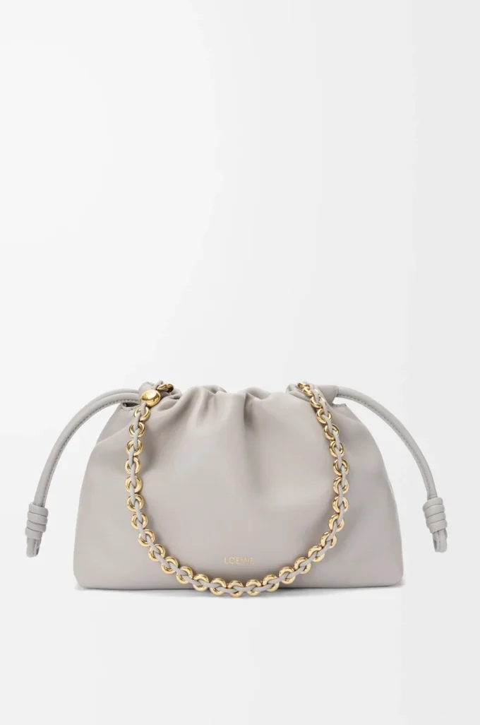 Portefeuille Flamenco moyen en cuir d&rsquo;agneau nappa souple gris coquillage