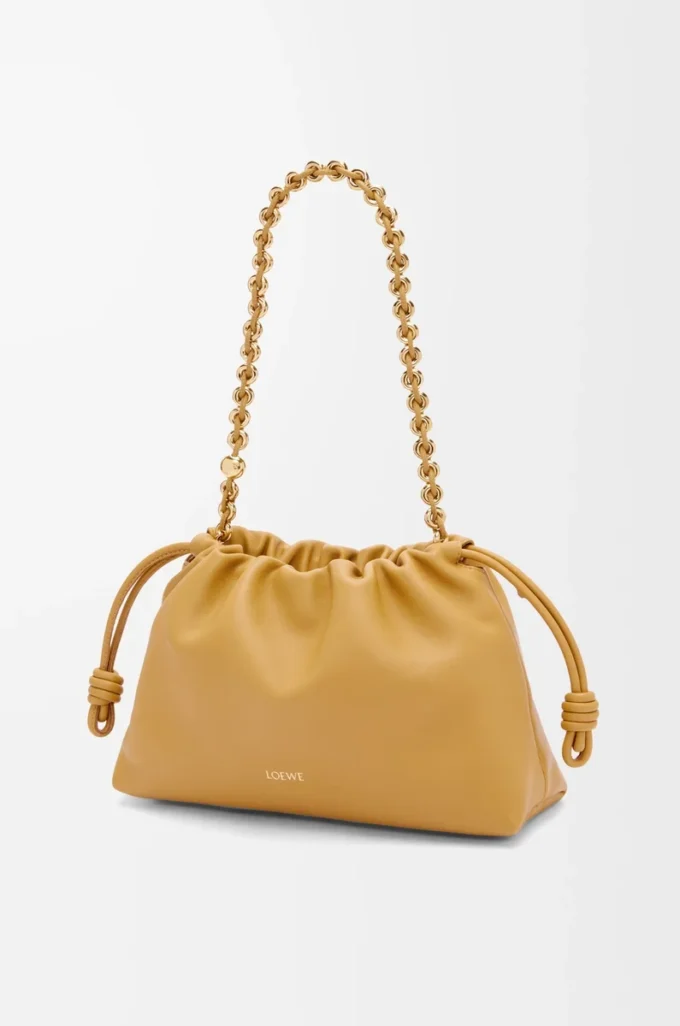 Portefeuille Flamenco moyen en cuir d&rsquo;agneau nappa souple Sahara