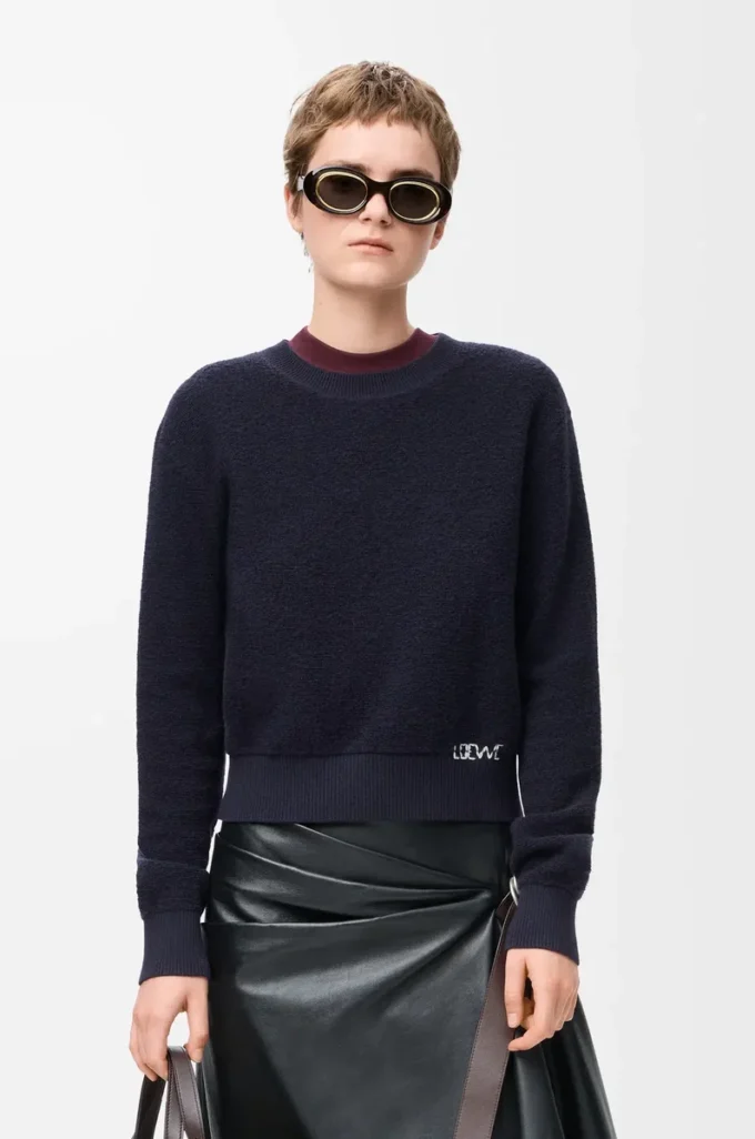 Pull en laine bleu marine