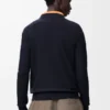 Pull en laine bleu marine foncé