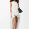 Robe drapée en soie blanche