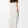 Robe drapée en soie blanche