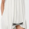 Robe drapée en soie blanche
