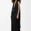 Robe drapée en soie noire
