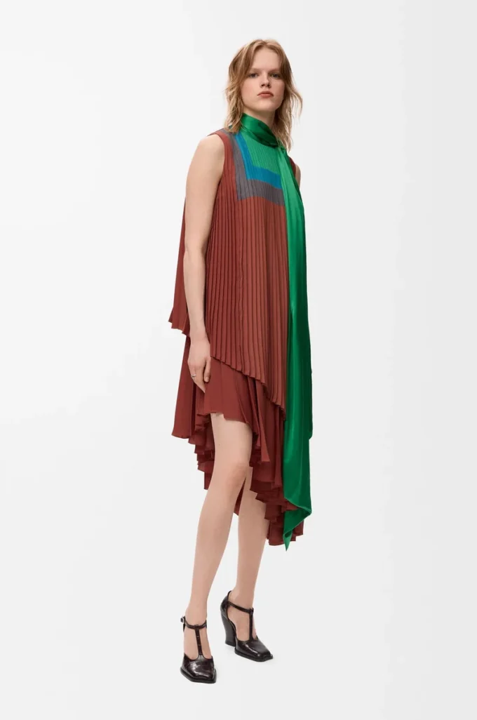 Robe en crêpe technique caramel/vert vif Robe en crêpe technique caramel/vert vif