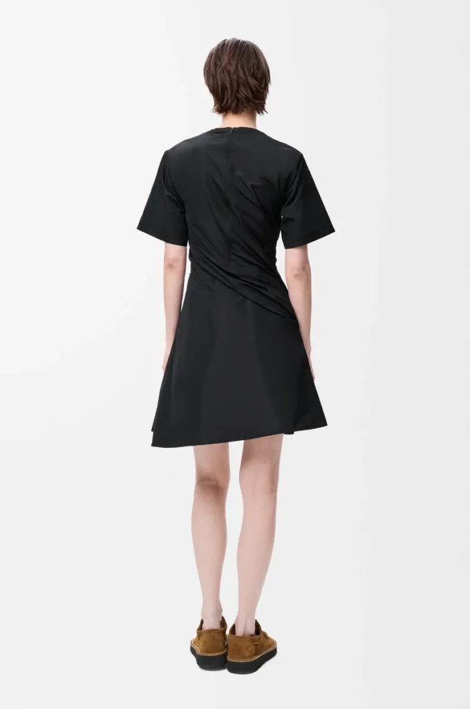 Robe torsadée en taffetas de soie mélangée Noir Robe torsadée en taffetas de soie mélangée Noir