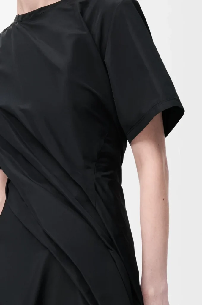 Robe torsadée en taffetas de soie mélangée Noir Robe torsadée en taffetas de soie mélangée Noir