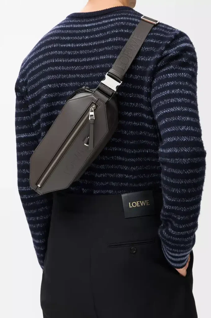 Sac à bandoulière convertible en cuir de veau classique gris foncé