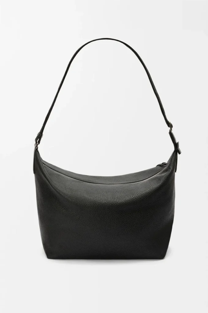 Sac à bandoulière Cubi en cuir de veau grainé souple Noir