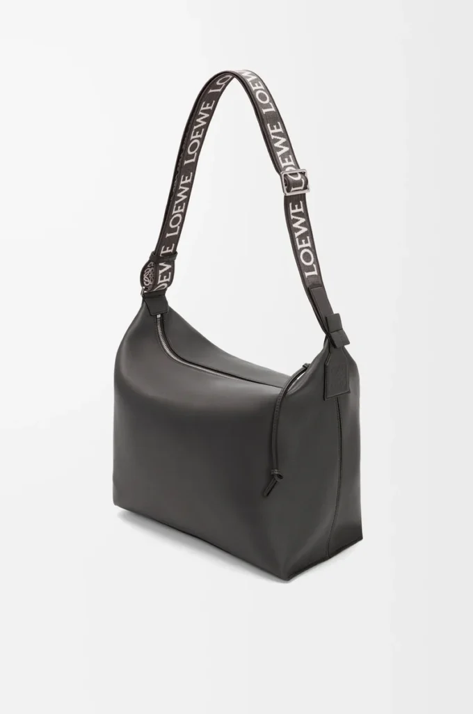Sac à bandoulière Cubi en cuir de veau lisse et souple et jacquard gris foncé