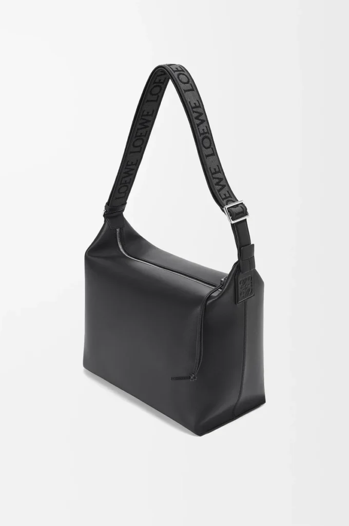 Sac à bandoulière Cubi en cuir de veau lisse et souple et jacquard noir