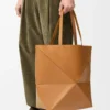 Sac cabas XL Puzzle Fold en cuir de veau brillant Warm Desert