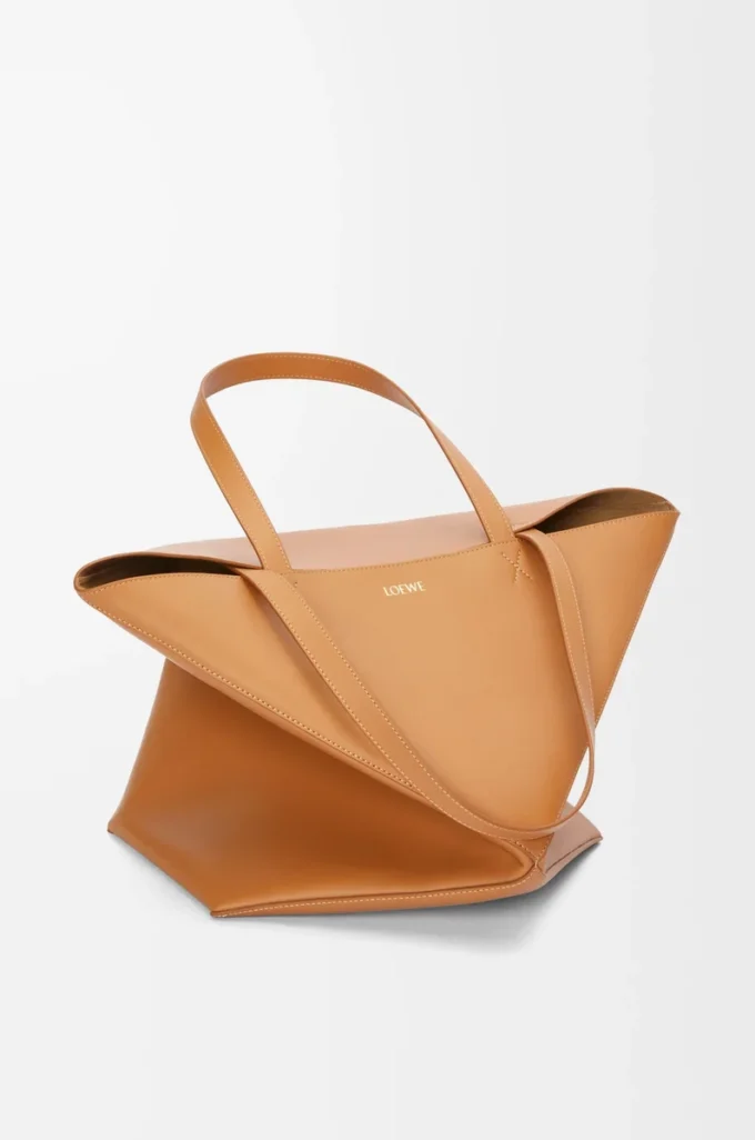 Sac cabas XL Puzzle Fold en cuir de veau brillant Warm Desert