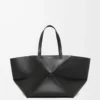 Sac cabas XXL Puzzle Fold en cuir de veau brillant Noir