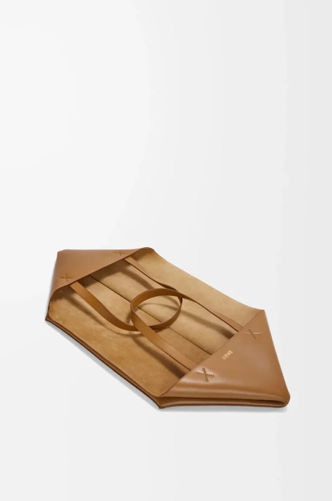 Sac cabas XXL Puzzle Fold en cuir de veau brillant Oak