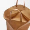 Sac cabas XXL Puzzle Fold en cuir de veau brillant Oak