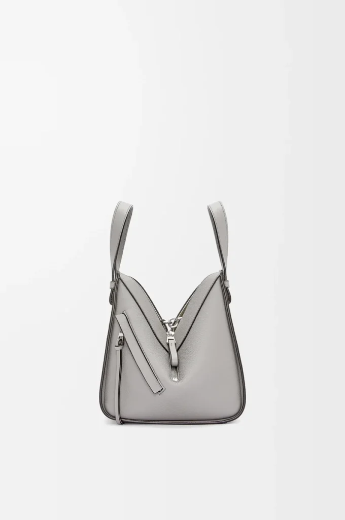 Sac compact Hammock en cuir de veau grainé souple gris perle