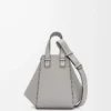 Sac compact Hammock en cuir de veau grainé souple gris perle