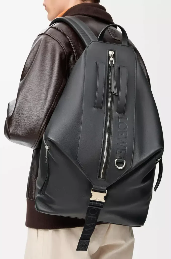 Sac à dos convertible en cuir de veau classique Noir
