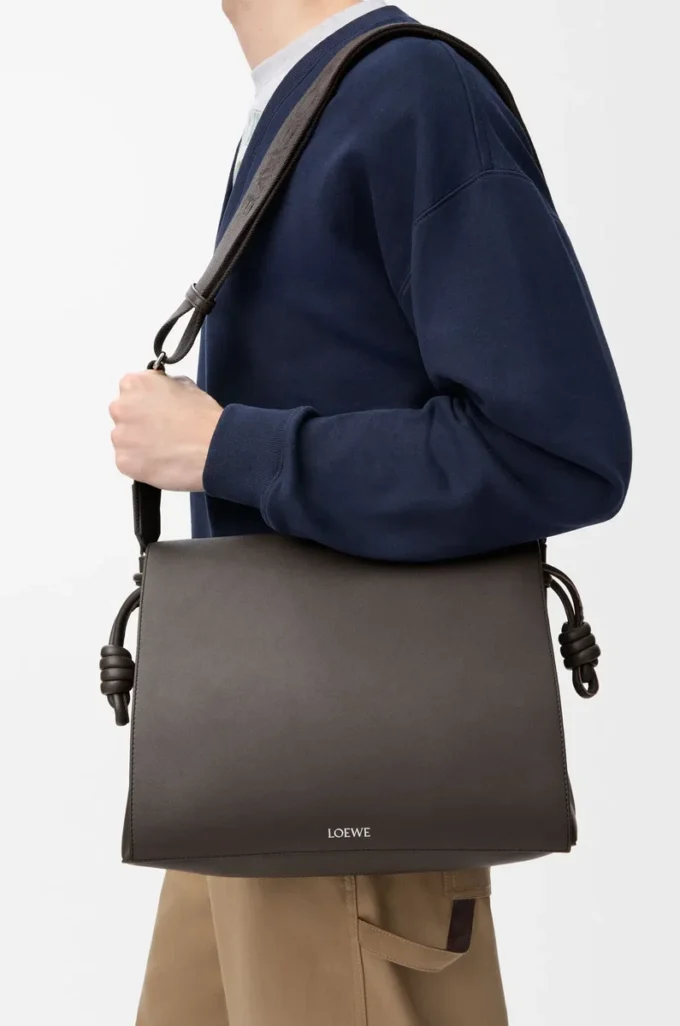 Sac Flamenco en cuir de veau souple brillant Gris foncé