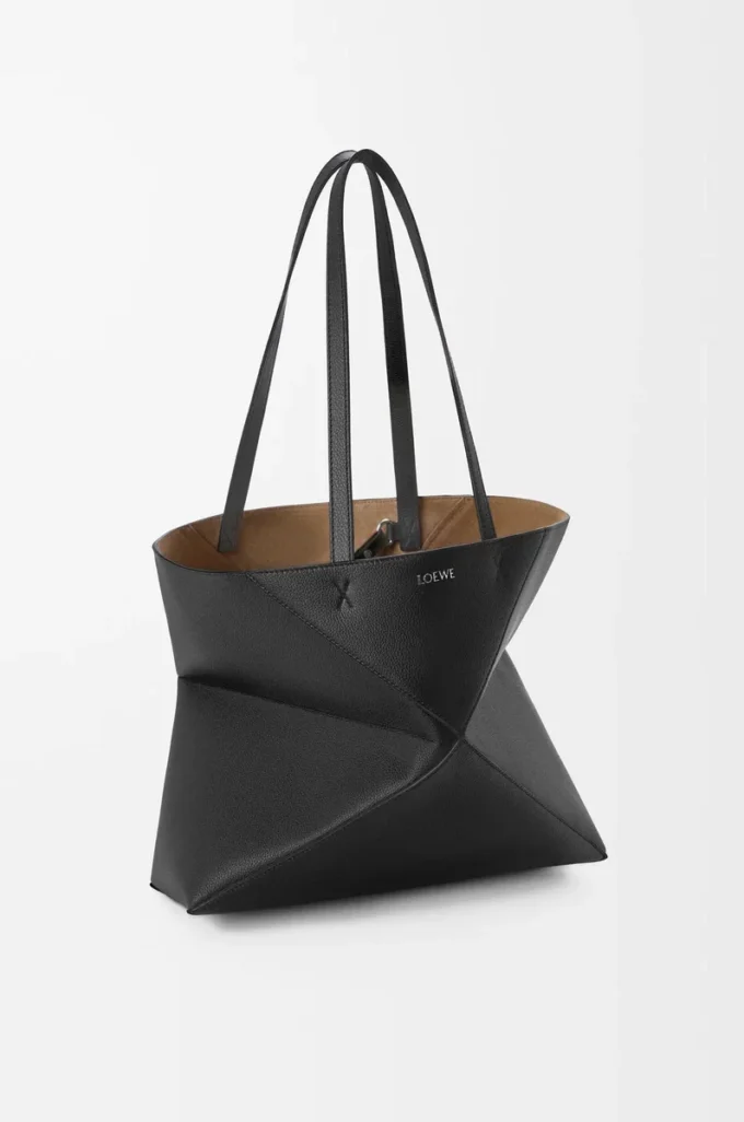 Sac fourre-tout Puzzle Fold moyen horizontal en cuir de veau grainé souple Noir