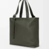 Sac fourre-tout zippé Loop en cuir de veau grainé souple Dark Khaki Sac fourre-tout zippé Loop en cuir de veau grainé souple Dark Khaki
