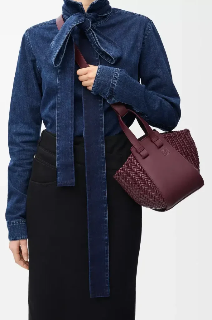 Sac Hammock compact en cuir de veau bordeaux foncé