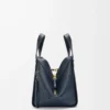 Sac Hammock compact en cuir de veau grainé souple Bleu marine foncé