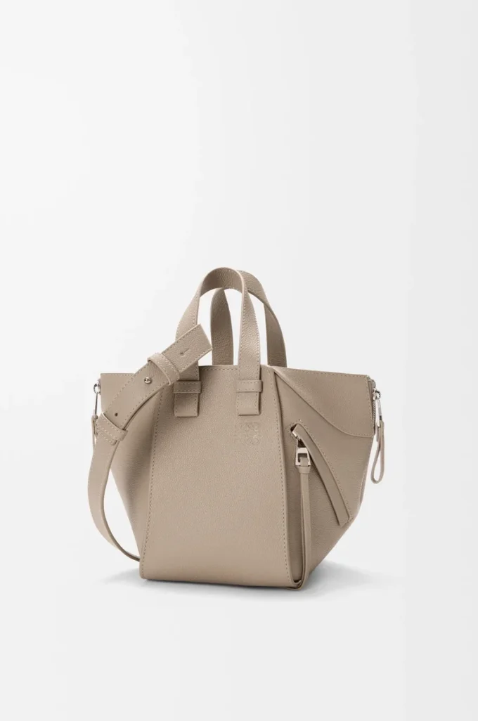Sac Hammock compact en cuir de veau grainé souple Clay Sac Hammock compact en cuir de veau grainé souple Clay