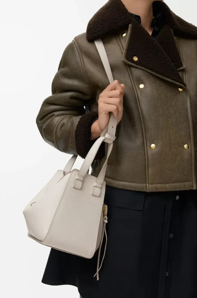 Sac Hammock compact en cuir de veau grainé souple Light Ghost