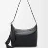 Sac hobo Loop en cuir de veau grainé souple Noir
