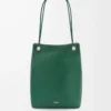 Sac hobo Pebble en cuir de veau grainé souple Evergreen Sac hobo Pebble en cuir de veau grainé souple Evergreen