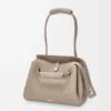 Sac Madrid moyen en cuir de veau grainé souple Clay