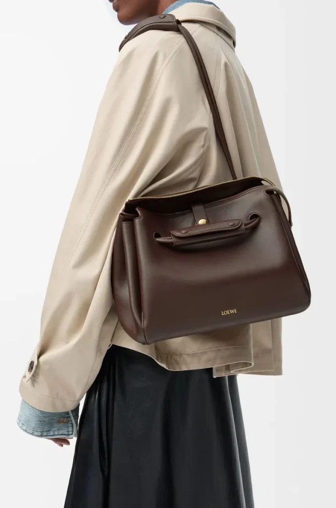 Sac Madrid moyen en cuir de veau souple marron foncé