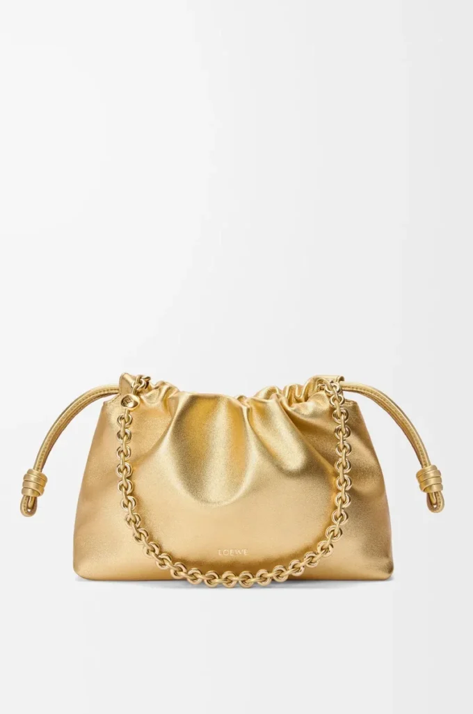 Sac à main Flamenco moyen en cuir d&rsquo;agneau laminé doré