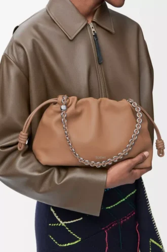 Sac à main Flamenco moyen en cuir d&rsquo;agneau nappa moelleux Mocha
