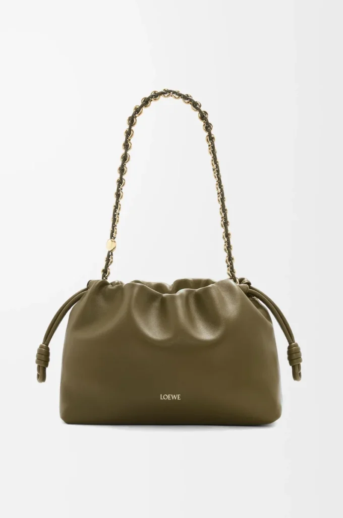 Sac à main Flamenco moyen en cuir d’agneau nappa souple Kaki foncé Sac à main Flamenco moyen en cuir d’agneau nappa souple Kaki foncé