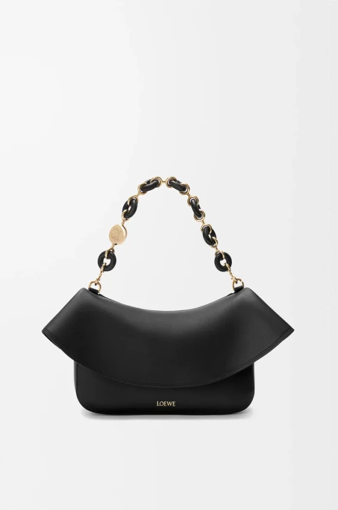 Sac Ola moyen en cuir de veau lisse noir