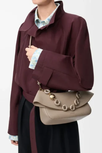 Sac Ola moyen en cuir de veau lisse Sand
