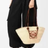 Sac panier Anagram moyen en palmier iraca et cuir de veau Naturel/Tan