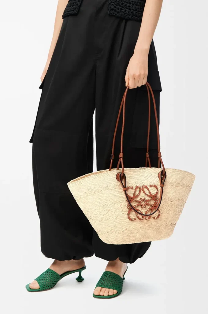 Sac panier Anagram moyen en palmier iraca et cuir de veau Naturel/Tan
