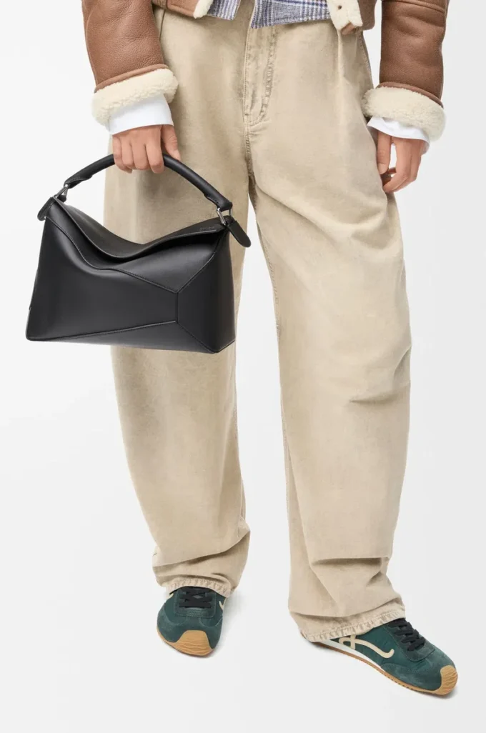 Sac Puzzle Edge moyen en cuir de veau classique noir