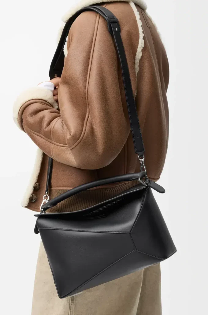 Sac Puzzle Edge moyen en cuir de veau classique noir