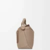 Sac Puzzle Edge moyen en cuir de veau grainé souple couleur sable