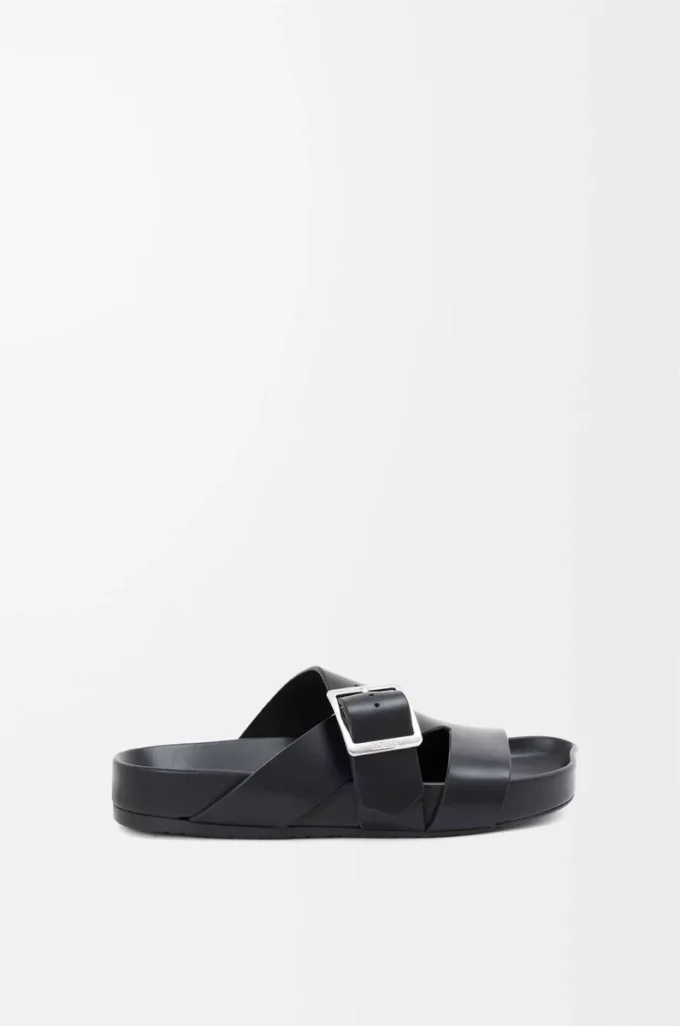 Sandales Ease Buckle en cuir de veau tanné végétal Noir
